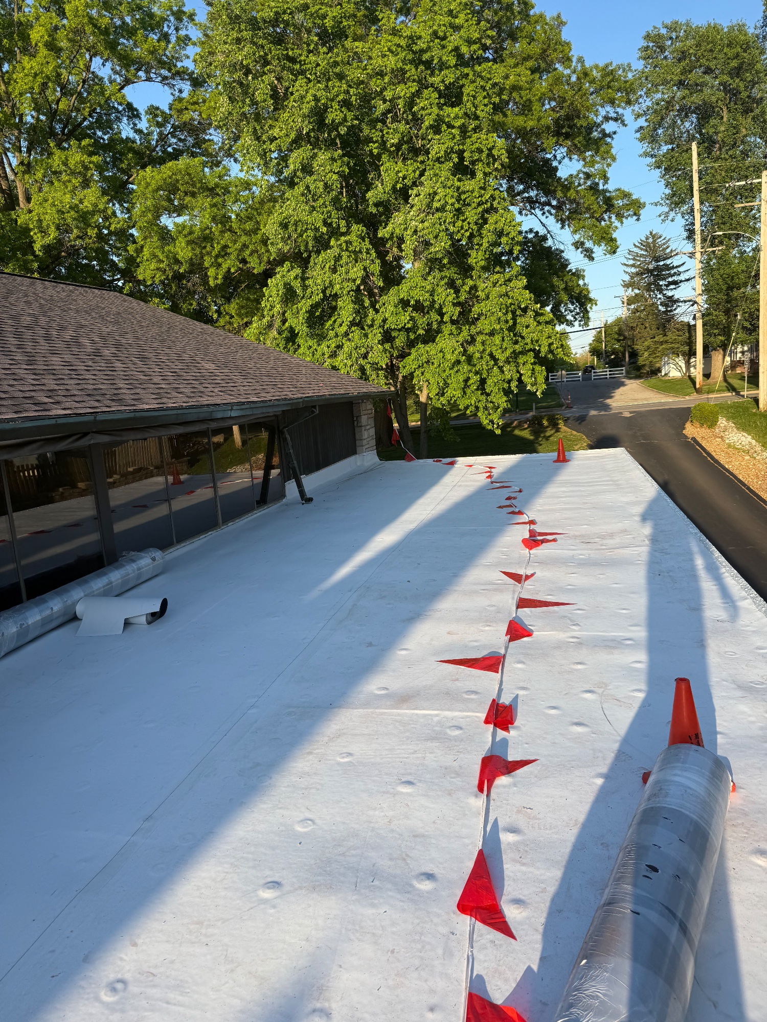 Hydra roofing crews roofing work